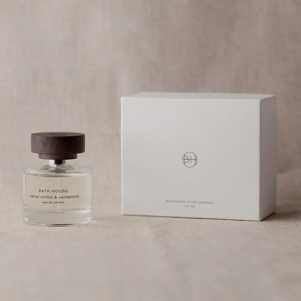 Velvet Orchid & Cardamom Eau De Parfum - Image 3